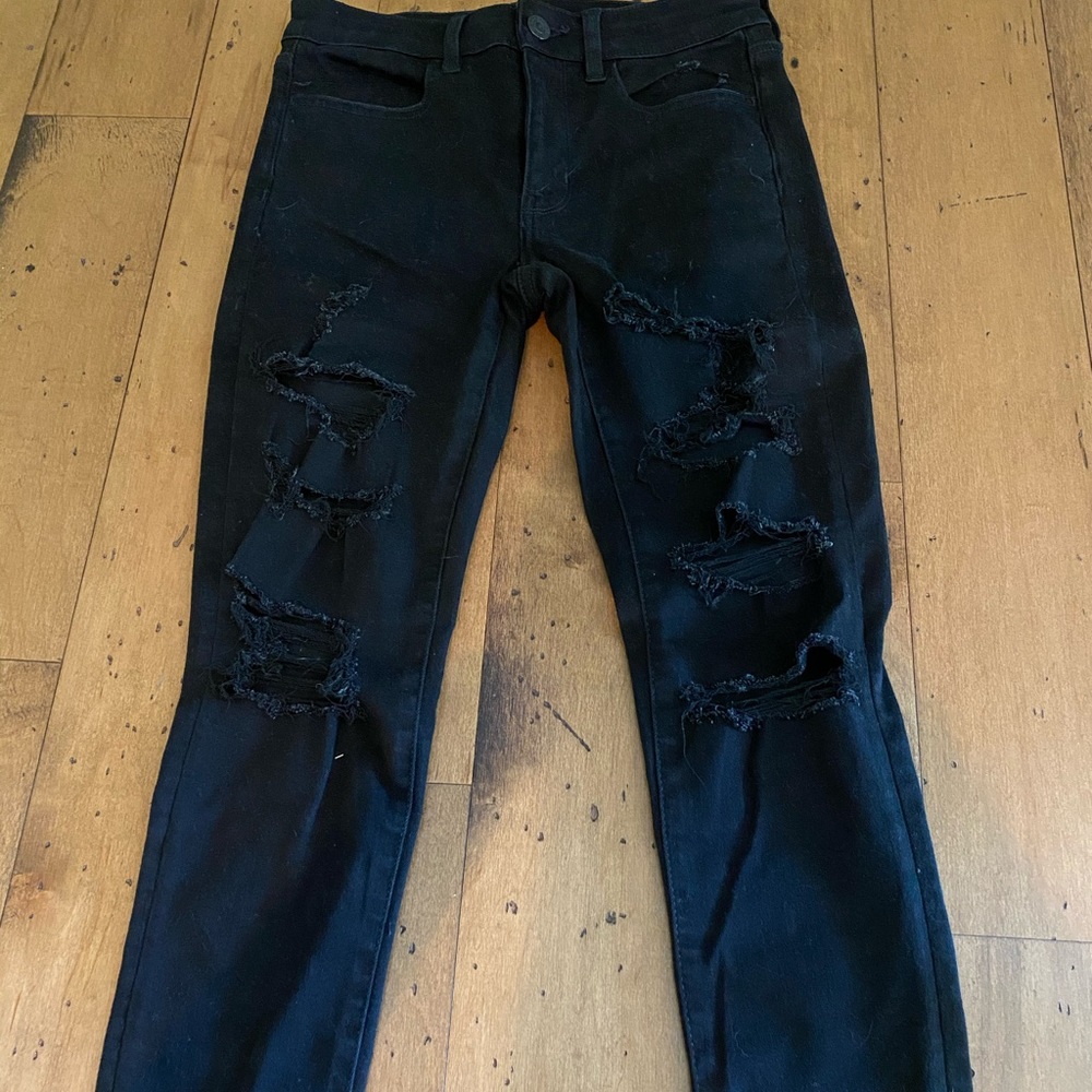 American Eagle ripped skinny jeans